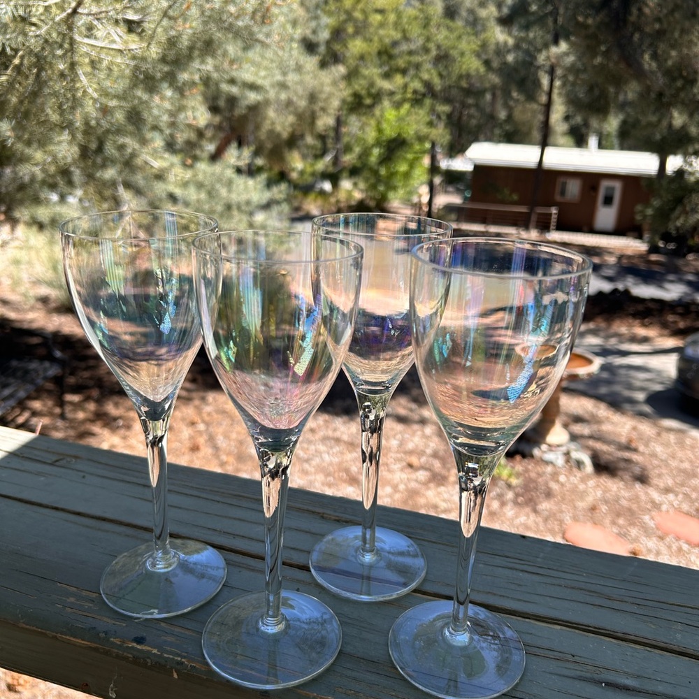 Iridescent, VINTAGE  wine/champagne, glasses, rainbow, aurora borealis